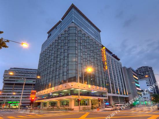 阿里納星辰酒店