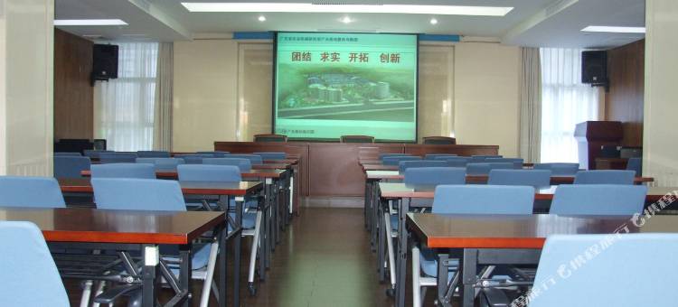 广东省农业机械化培训中心(广州华师地铁站店)图片