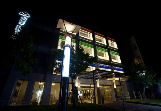 Caotun Zhi Da Craft Service Guest House Hotel Overview