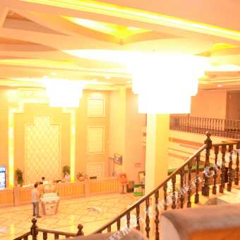 项城婚纱店_项城一高图片(2)