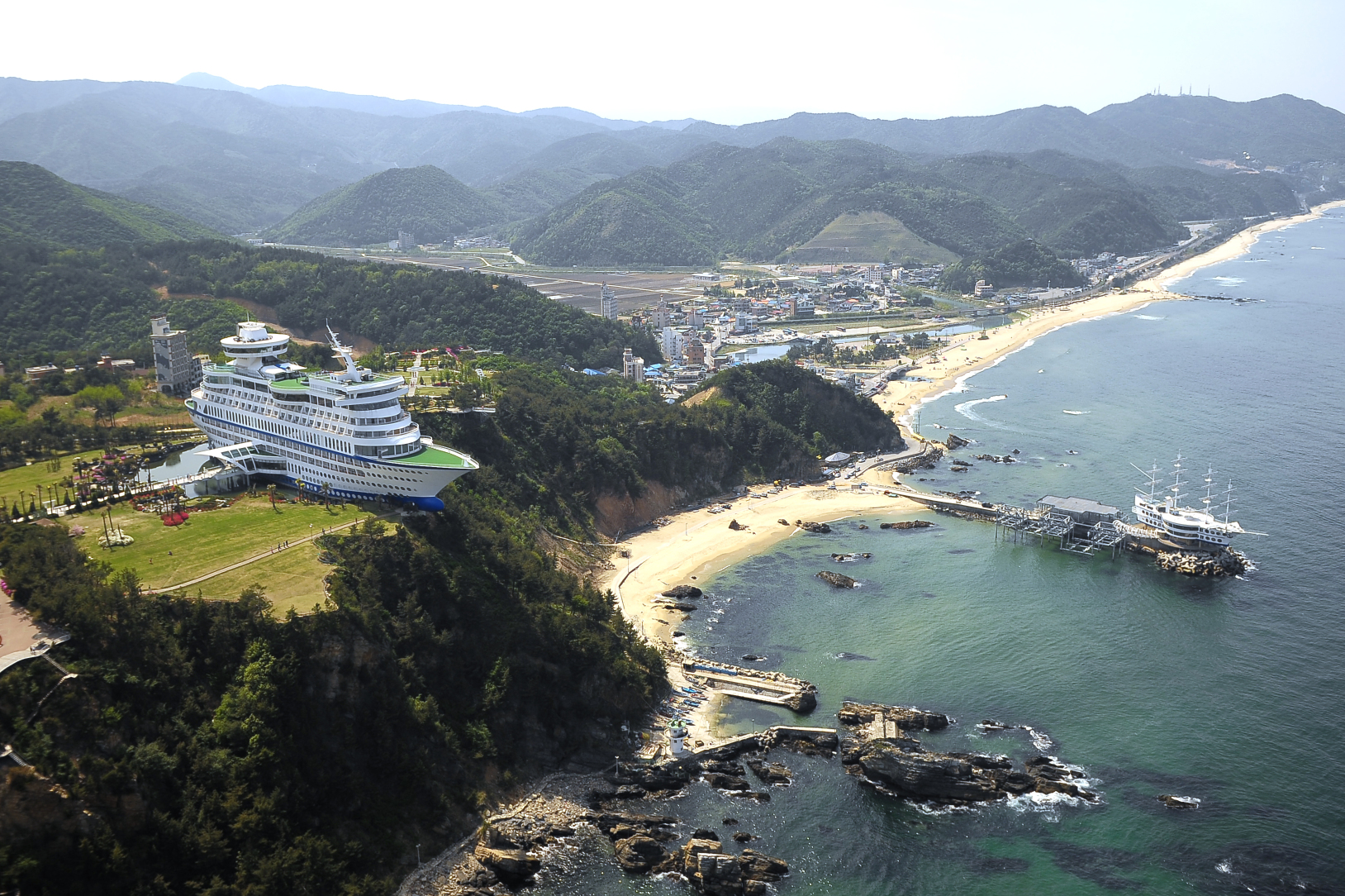 江原道 首尔5日跟团游(4钻)·悠闲美食 太阳邮轮 南怡岛/温泉