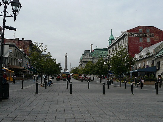Place Jacques Cartier Travel Guidebook Must Visit