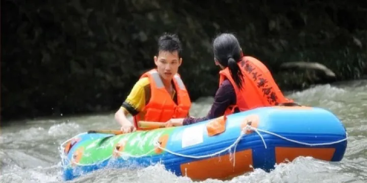上堡大峽谷漂流