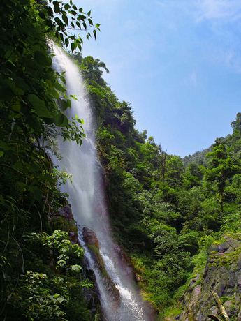 相山瀑布