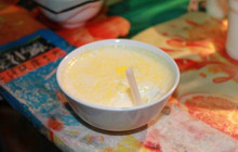 酸奶