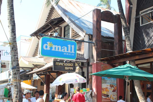 Boracay's D'Mall