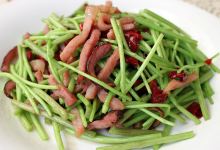 南昌美食图片-藜蒿炒腊肉