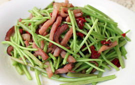 藜蒿炒腊肉