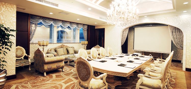 Jun Ding Hua Yue Hotel Reviews Food Drinks In Beijing - 