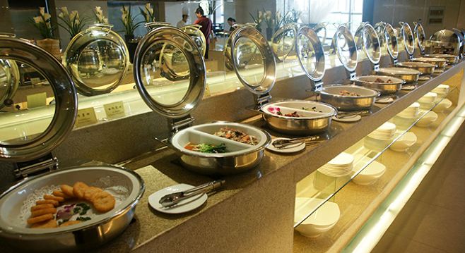 Chinese Restaurantqingdao Wu Sheng Guan Holiday Hotel - 