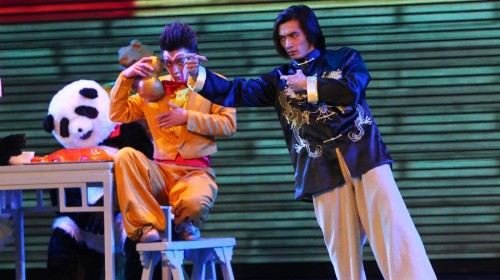 北京什刹海游胡同,逛王府,品冠军餐,看功夫剧组合套票