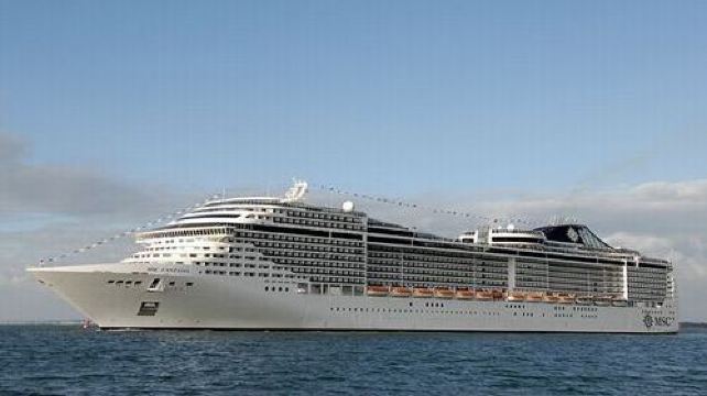 地中海邮轮【幻想曲号】热那亚港13日跟团游(4钻)·地中海 黄金线列车