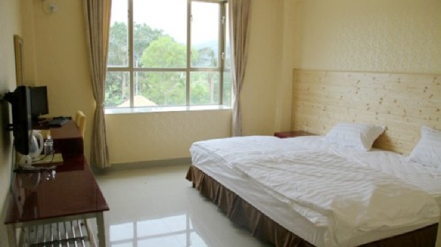 深圳2日1晚半自助游 西冲最特色-银海假日酒店-立减80元