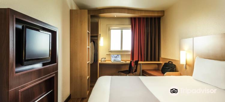 宜必思巴黎思伊西莱穆利诺塞纳河谷酒店(Ibis Paris Issy-Les-Moulineaux Val de Seine)图片