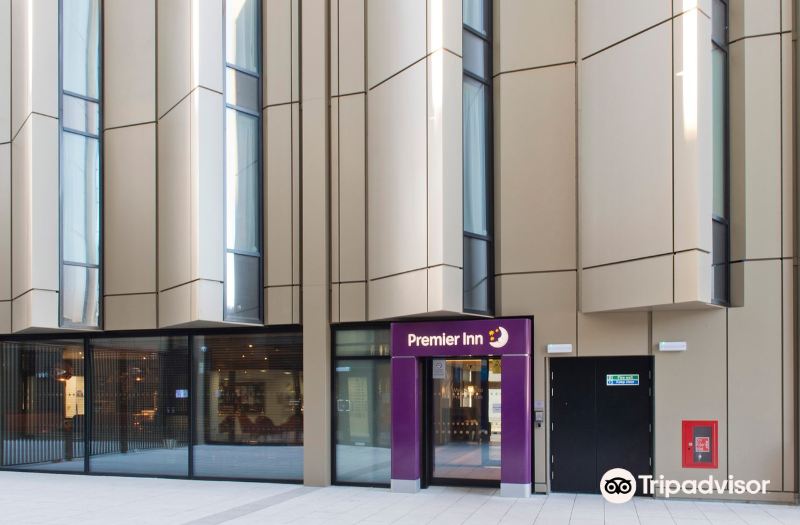 Premier Inn Albert Dock Liverpool Reviews - About Dock ...