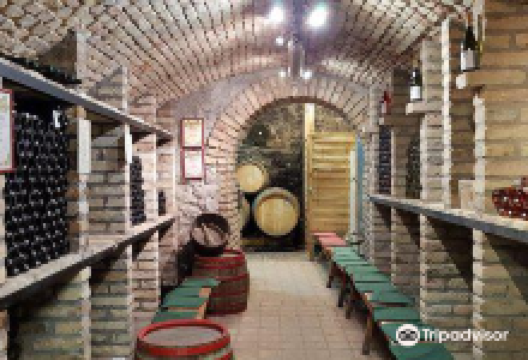 Fata Cellar景点图片