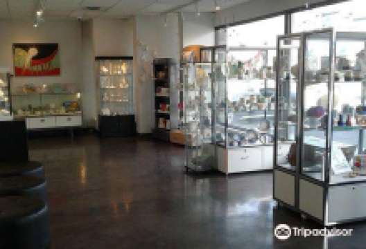 Vernon Public Art Gallery景点图片