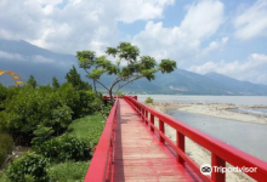 Talise Beach景点图片