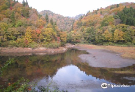 三滝ダム(土木学会選奨土木遺産)景点图片