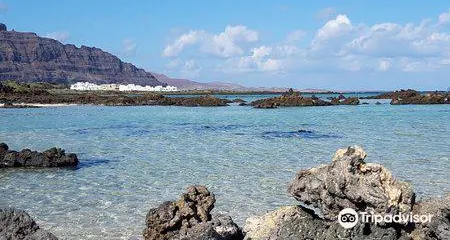 Spiaggia del Caleton Blanco
