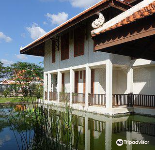 MGC Asian Traditional Textiles Museum
