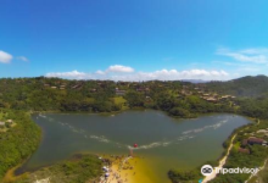 Meio Lake景点图片