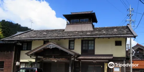 白峯伝統的建造物羣保存地區