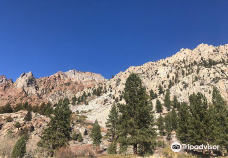 Lundy Lake-莫诺县