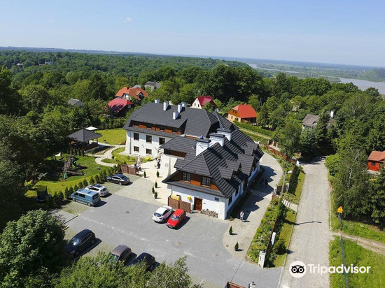 卡兹米尔佐卡酒店