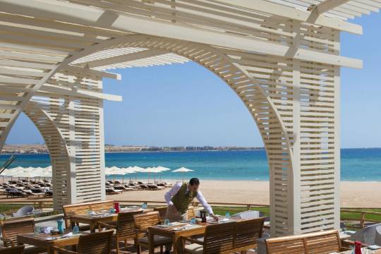 薩爾哈氏男爵宮殿度假村