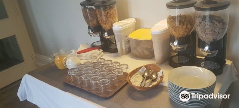 阿罗讷旅客酒店(Arona Guest Hotel)图片