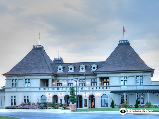 伊兰城堡酒庄度假村