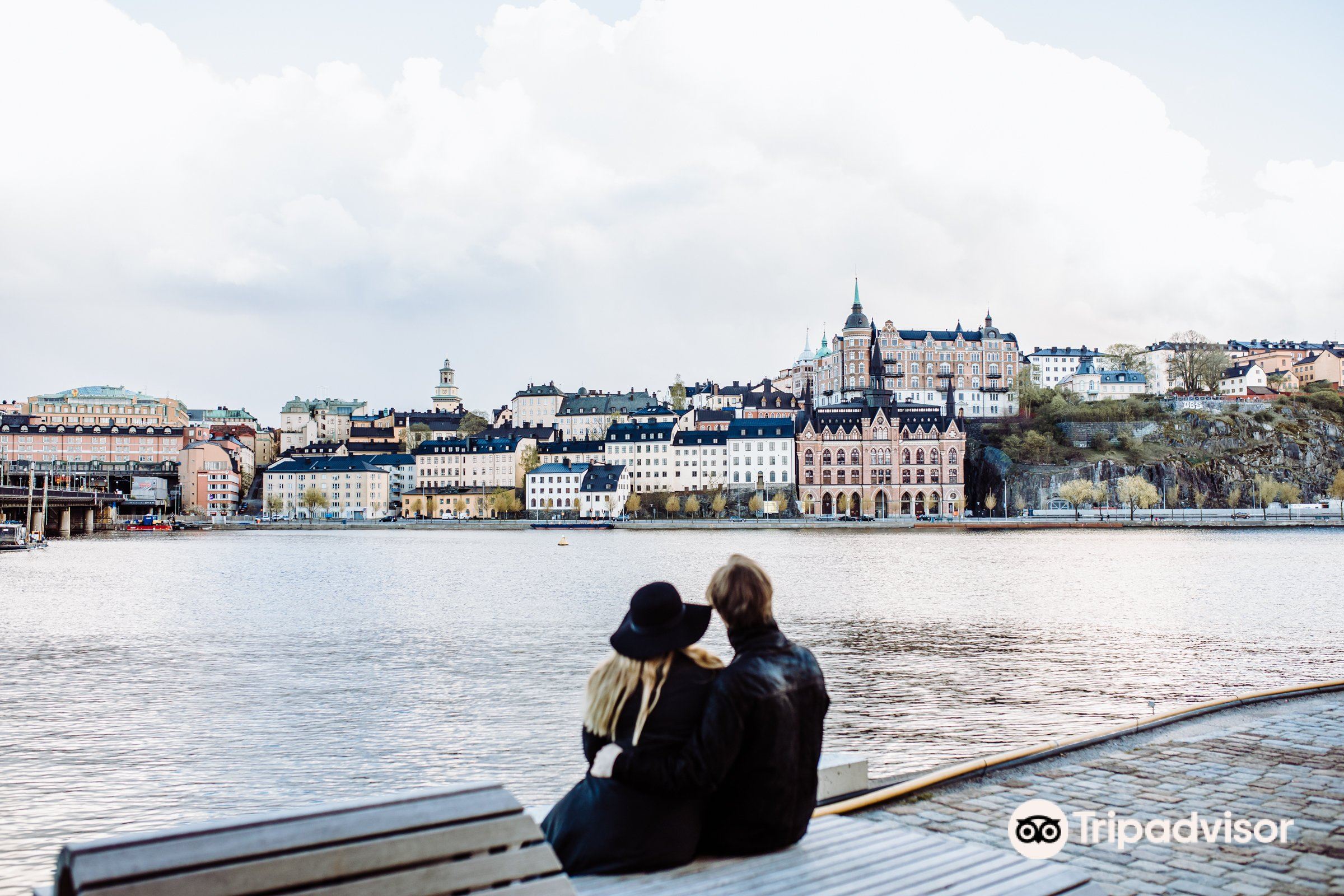 More Categories: clothing, greeting, conversation, manners and etiquette, nightlife, languages, dating, chilling, spendings. 17. 37 comments. share. save hide 800 nya bostder i Flemingsberg: stockholm - Reddit