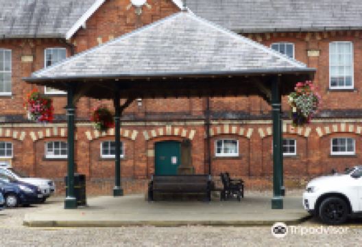 Market Cross & Market House景点图片