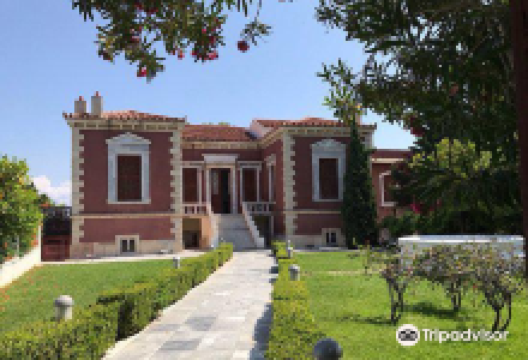 The Red House景点图片