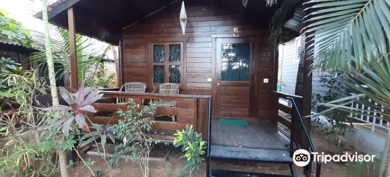 贝利风之歌海滩小屋旅馆(Pele's Windsong Wood Cottage on The Beach)图片