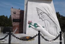 Monument to the Mourn Mother景点图片