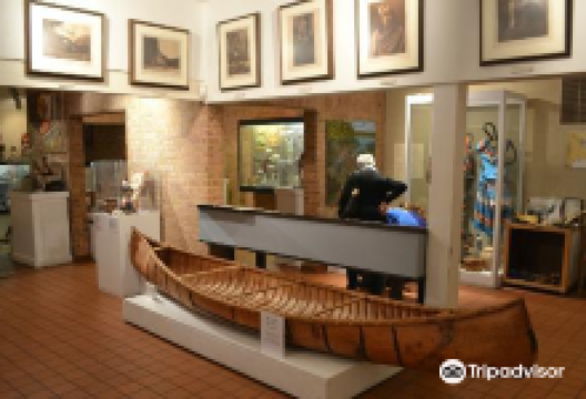 Mitchell Museum of the American Indian景点图片