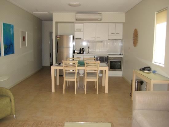 Broadwater Mariner Resort Hotel Overview