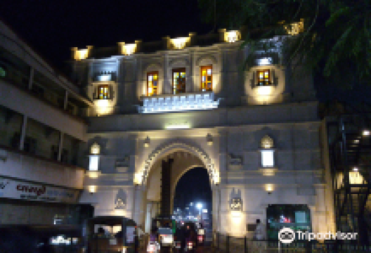 Kambhalia Gate景点图片