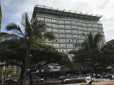 贝莱尔套房酒店