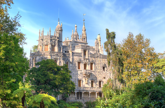 Classic Portugal Loop Small Group from Lisbon